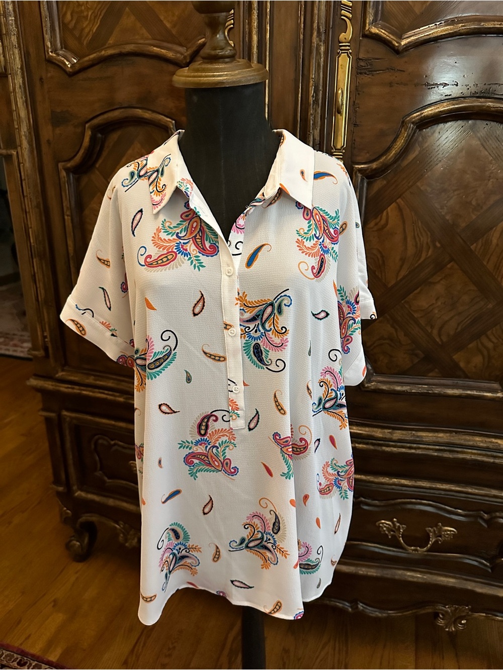 Investments White Paisley-Print Collared Blouse
